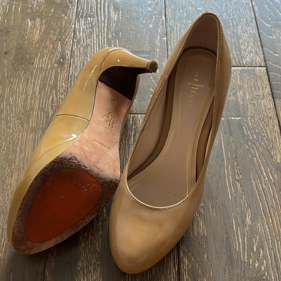 Cole Haan Nude Nike Air Patent Heels. Size 5 - Picture 2 of 3